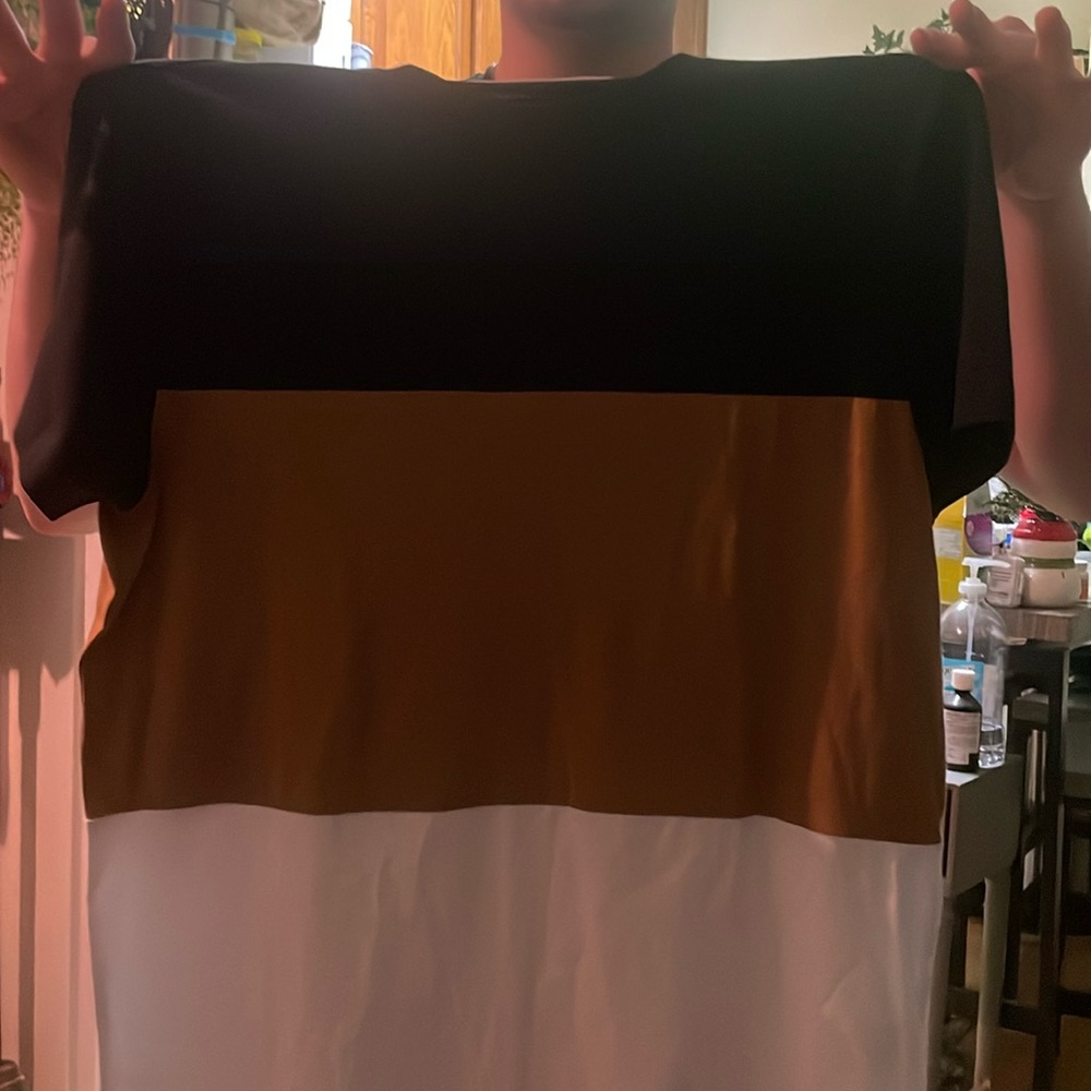 t shirt kenneth kole Medium